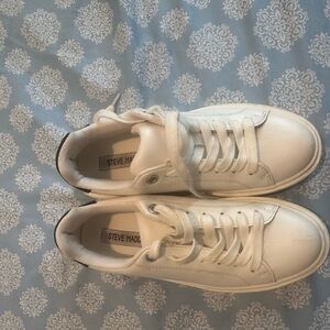 Steve Madden Classic White Lace-Up Sneakers